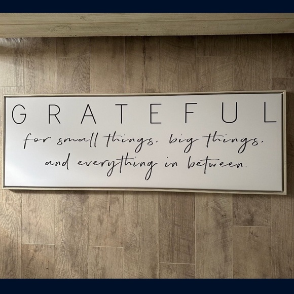 Grateful Saying Rustic White Framed Canvas Wall Art
